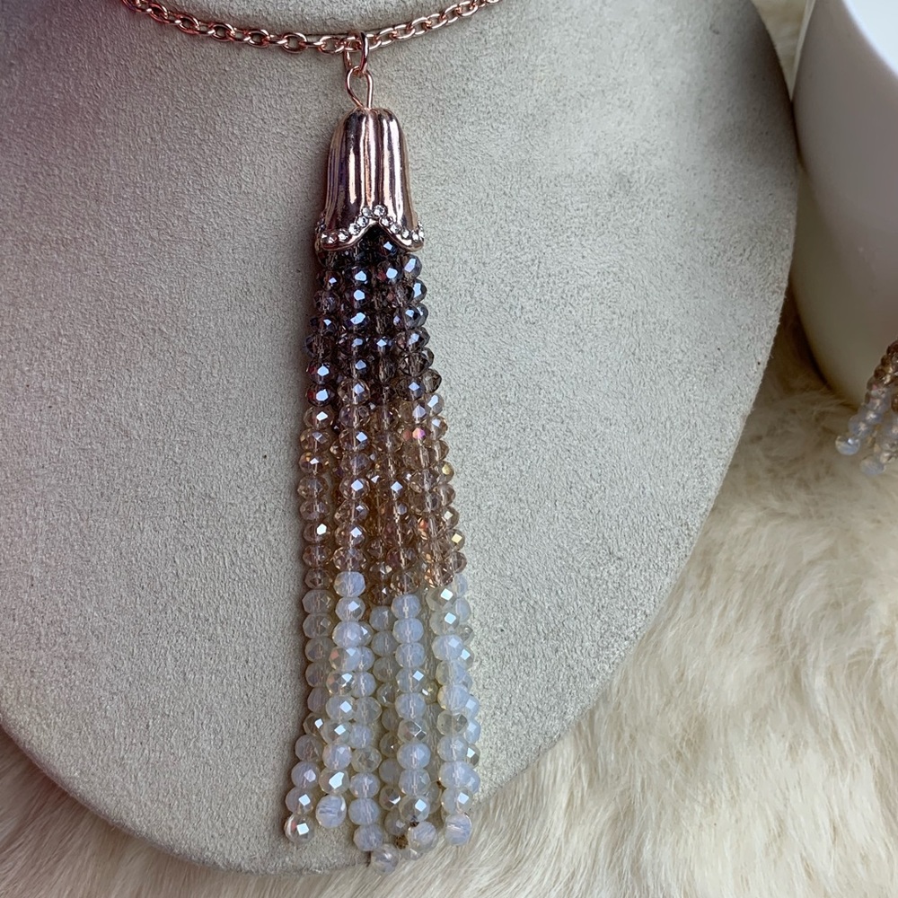 last one ROSE GOLD GLASS STONE NECKLACE SET - Picture 3 of 7